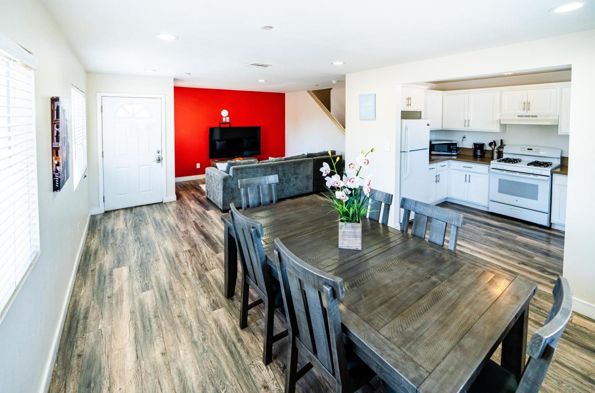 Apartamento Spacious 5 Bedroom 3 Bath For Large Groups By Dt La