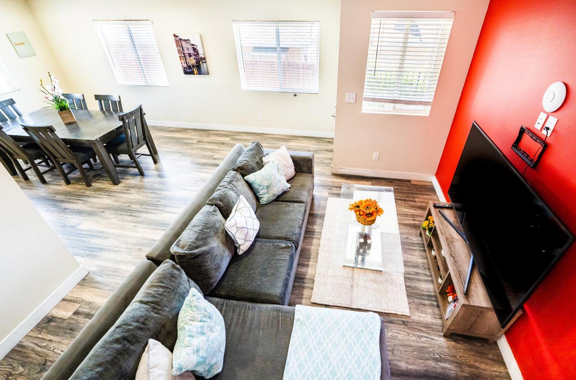 Apartamento Spacious 5 Bedroom 3 Bath For Large Groups By Dt La *