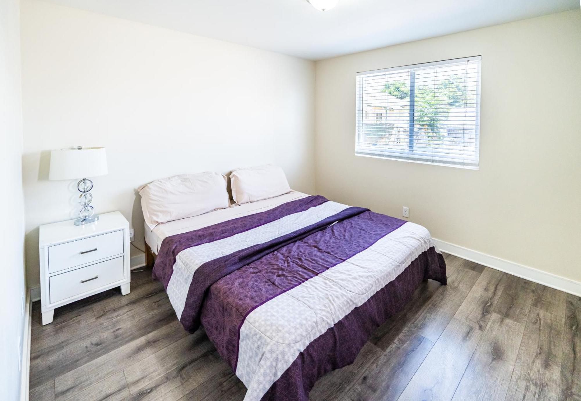 Spacious 5 Bedroom 3 Bath For Large Groups By Dt La Apartamento *
