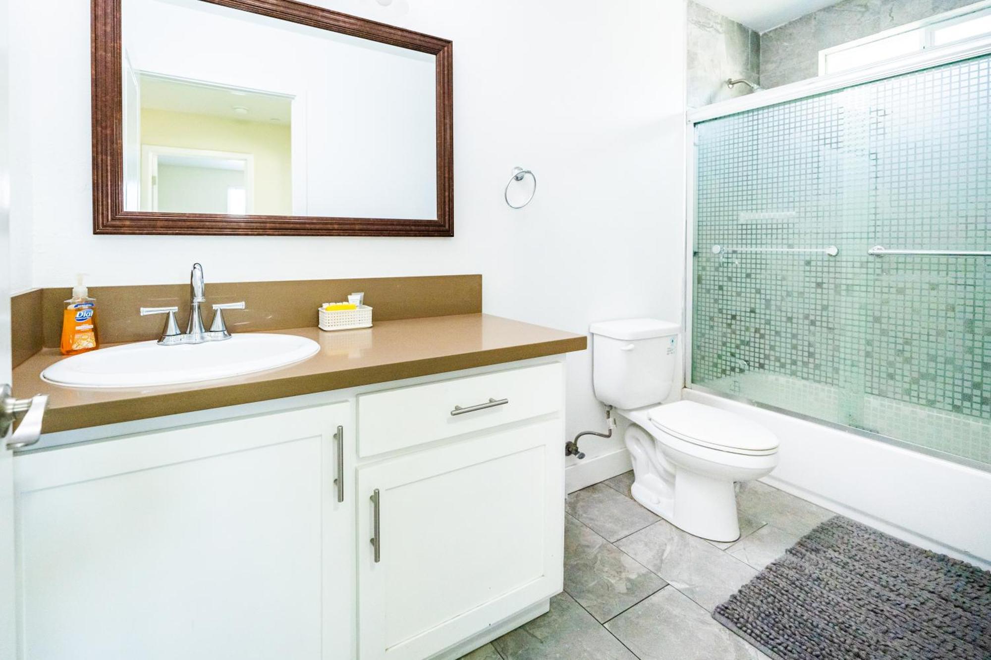 Spacious 5 Bedroom 3 Bath For Large Groups By Dt La Apartamento